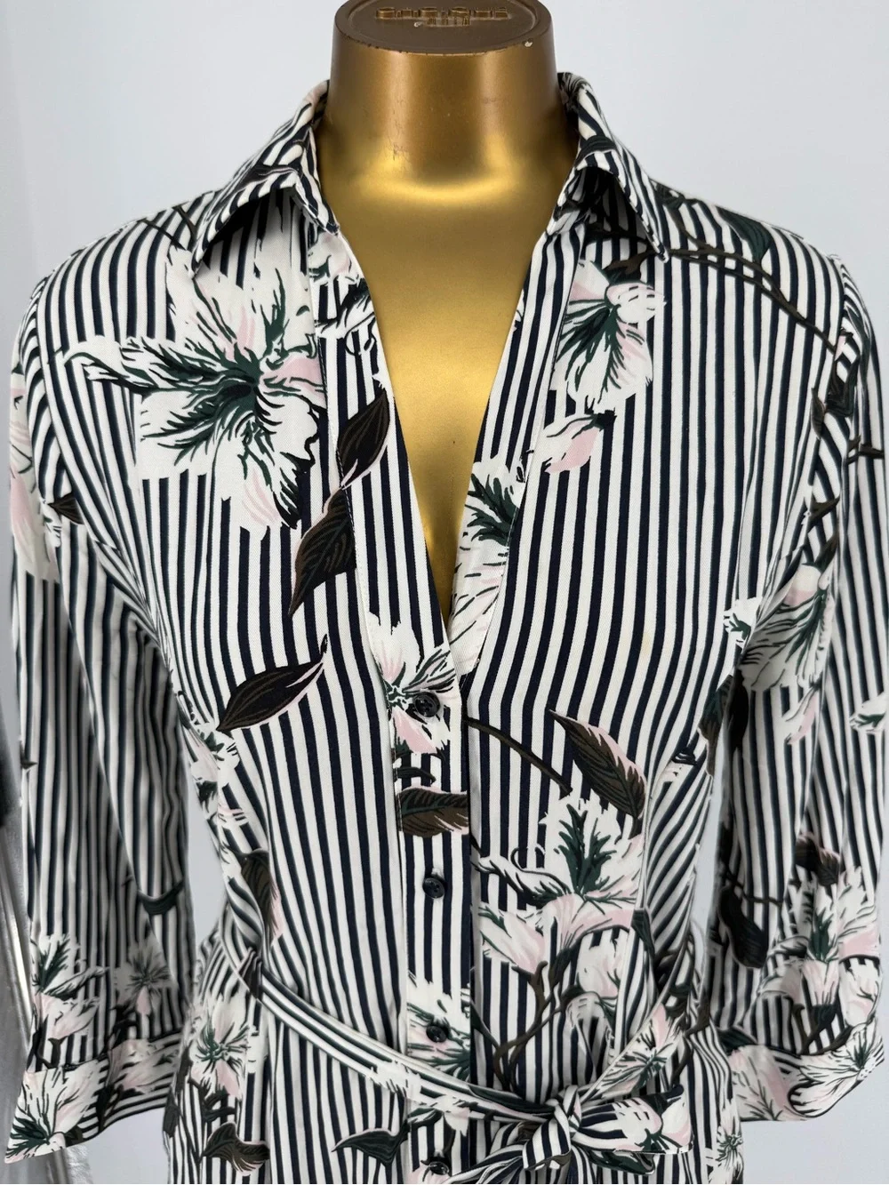 Ann Taylor lightweight shirt